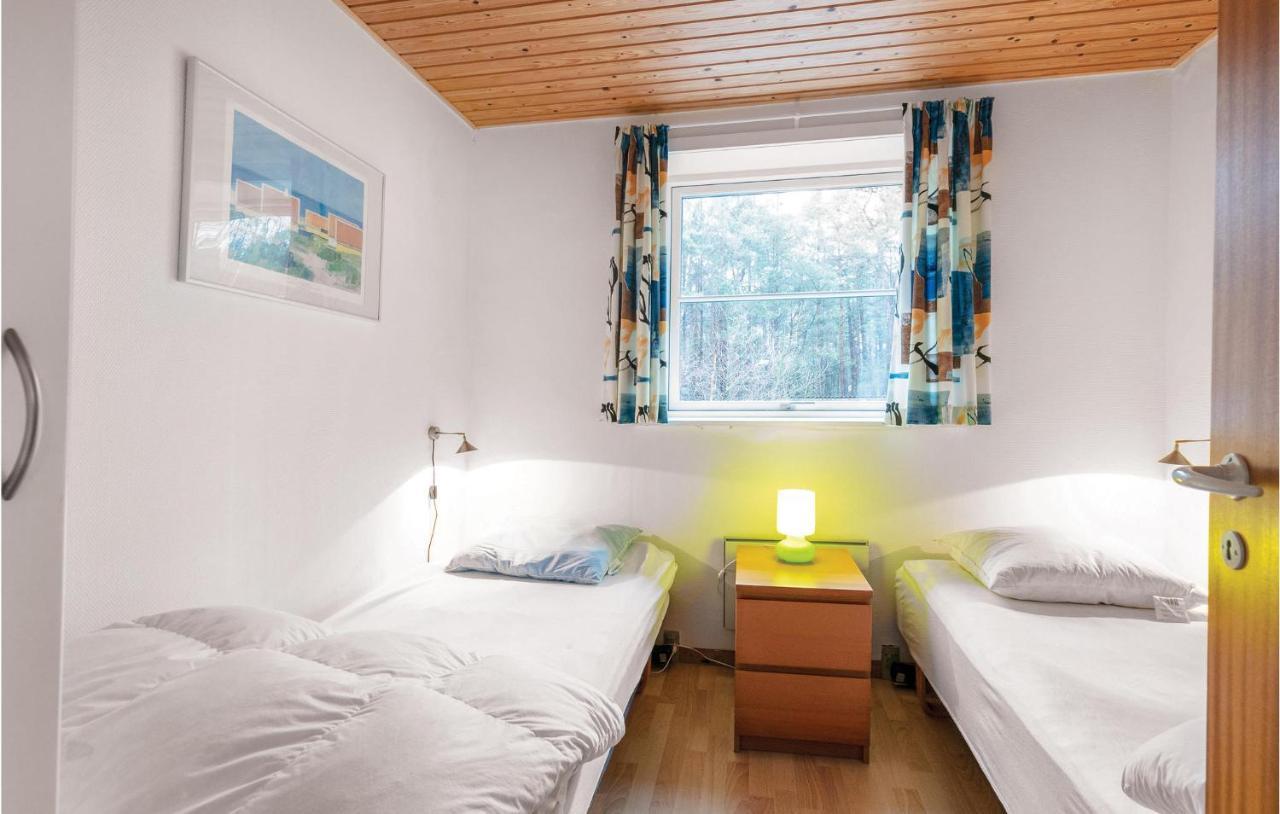 3 Bedroom Cozy Home In Neksø Eksteriør billede